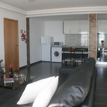 Hébergement de vacances The Modern White With Ocean Views *